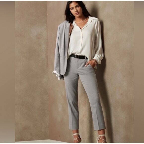 #512 BANANA REPUBLIC Avery Tailored Fit Trousers in Light Heather Gray - Picture 1 of 11
